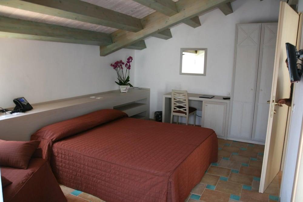 Hotel Hotel Villa Fanusa 4*